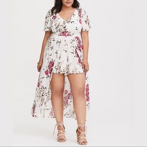 Torrid White & Red Floral Challis Overskirt Romper